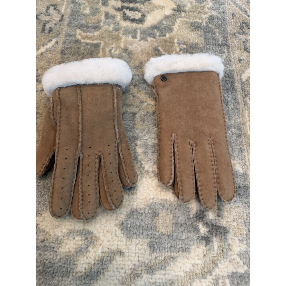 UGG® Genuine Shearling Chestnut Brown Gloves Womens M/L NEW READ - Picture 4 of 7